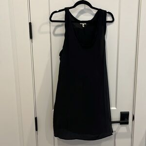 Joie 100% silk U neck sleeveless black dress - size medium. M